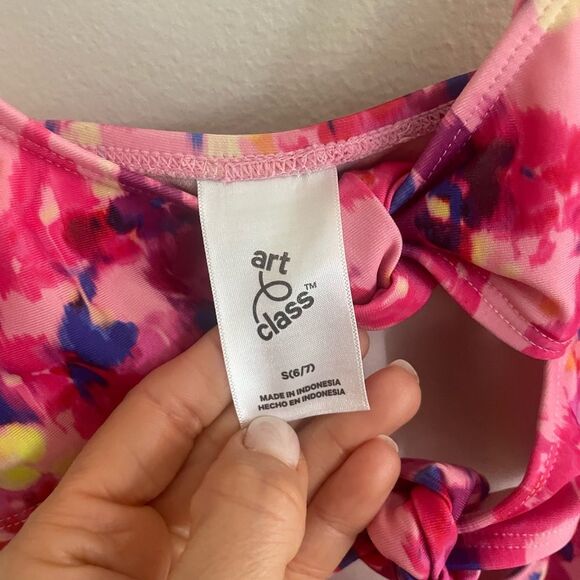 Art Class Girls Cut Out One piece Floral Swimsuit Size Small - Picture 7 of 7